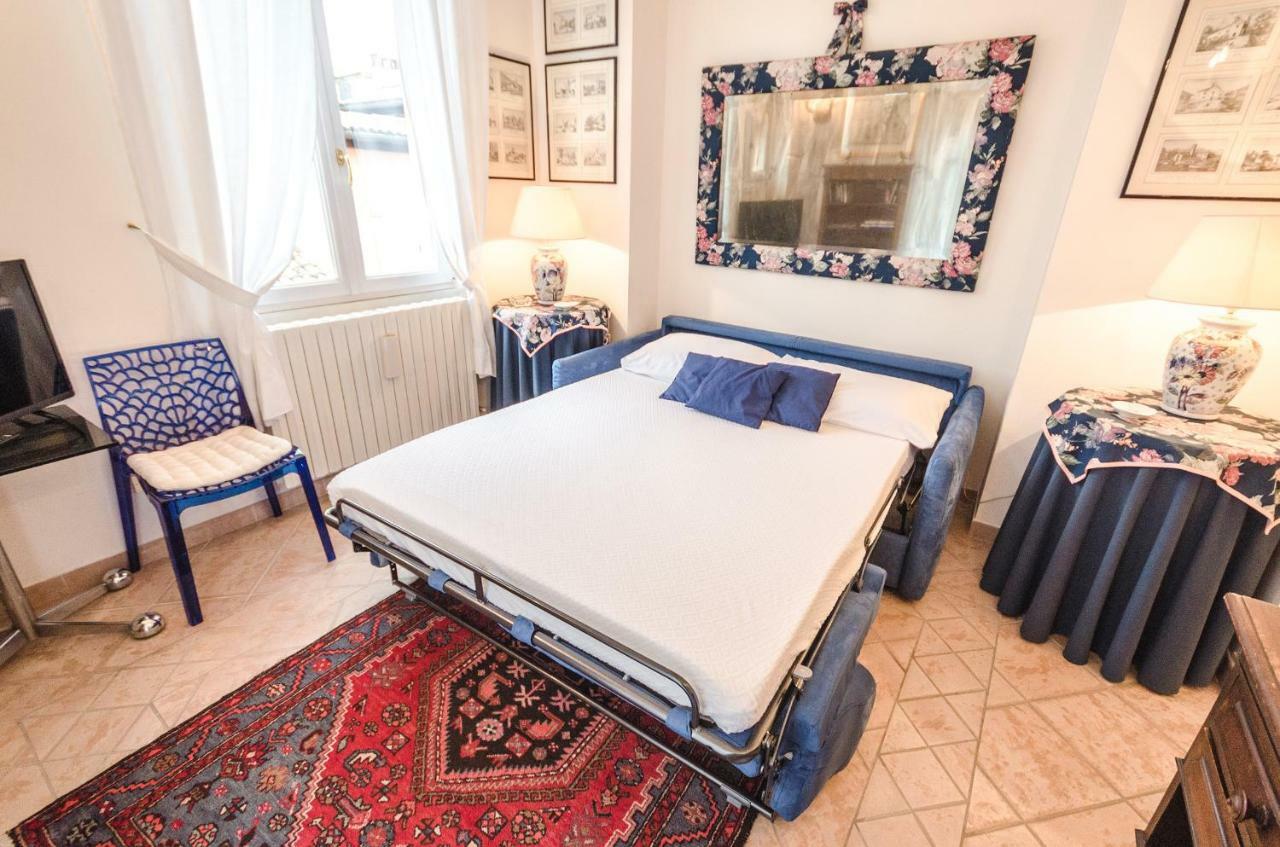 Lupari Apartment, Palazzo Storico Sotto Le Due Torri Болоня Екстериор снимка
