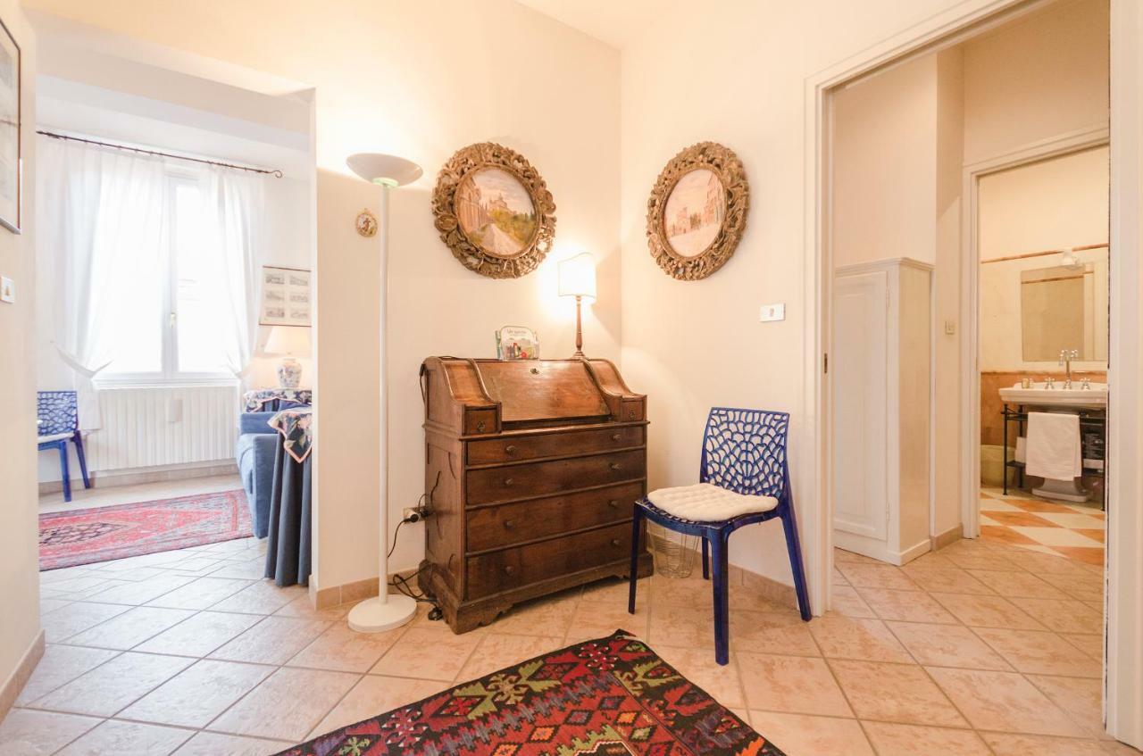 Lupari Apartment, Palazzo Storico Sotto Le Due Torri Болоня Екстериор снимка