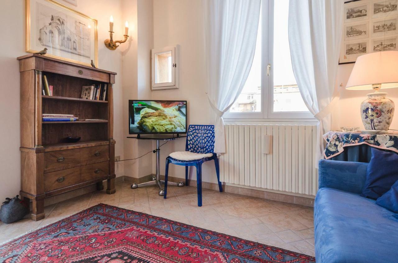 Lupari Apartment, Palazzo Storico Sotto Le Due Torri Болоня Екстериор снимка